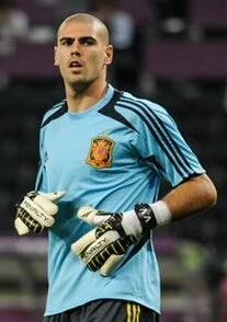 Víctor Valdés Net Worth: How It’s Estimated and Key Figures
